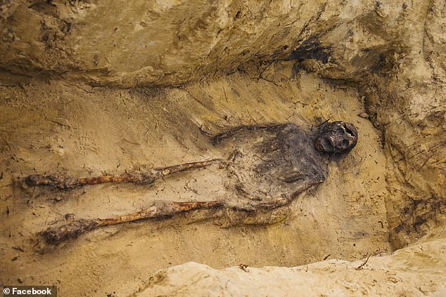 All had their backs on the ground and hands positioned at their sides ¿ and archaeologists were surprised to see some still had coins in their mouths