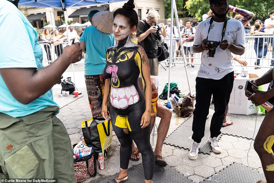 Some paintings were so thick that it looked as though the models were in fact wearing clothes