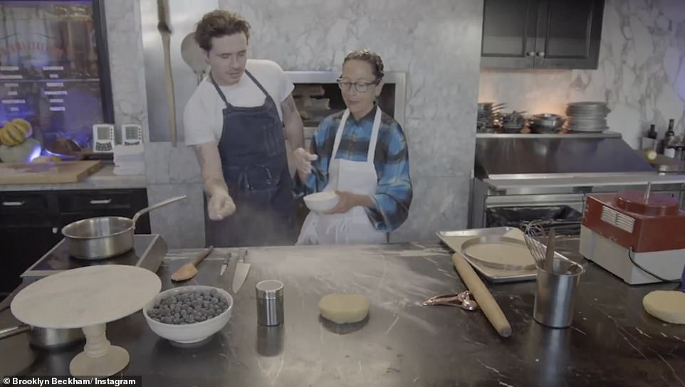 Experts: Brooklyn has no formal chef training but receives cooking classes from several top chefs throughout the series after developing a passion for cookery in lockdowN