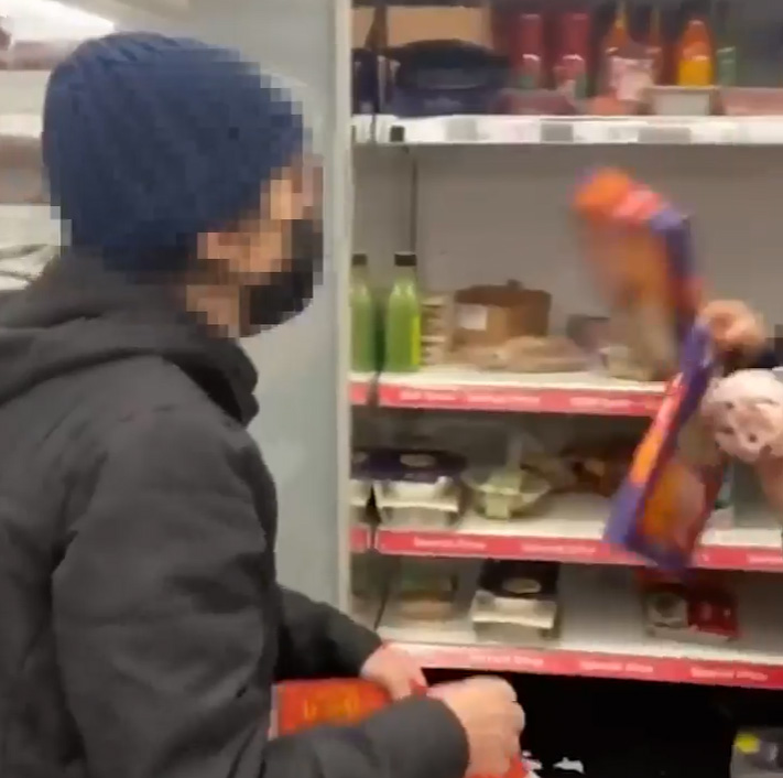 Two women fight in the reduced section